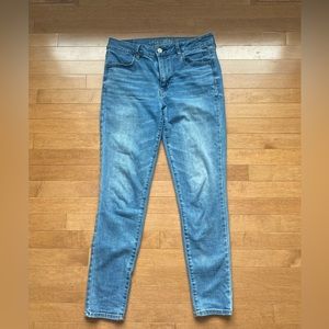 American Eagle Hi-Rise jeggings Jeans